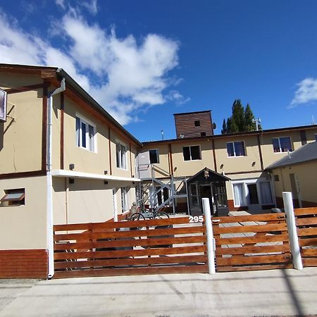 Hostel Elal El Calafate Esterno foto