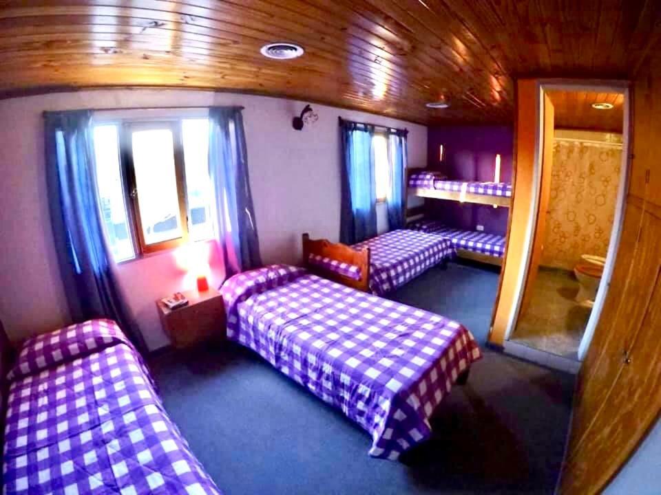Hostel Elal El Calafate Esterno foto